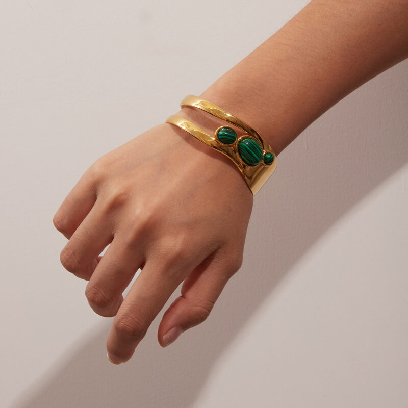18K Gold Bangle Malachite Cutout Cuff Polished Retro Design - Image 3