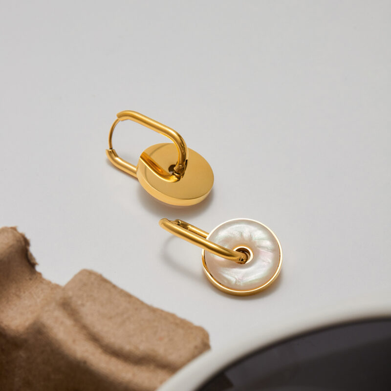 18K Gold Earrings Faux Pearl White Shell Drop Pendant Design - Image 3