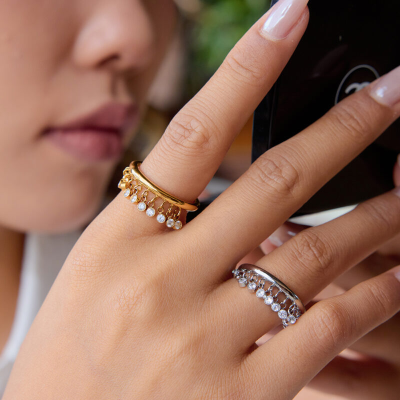 18K Gold Zircon Tassel Ring White Round Stone Minimalist - Image 3