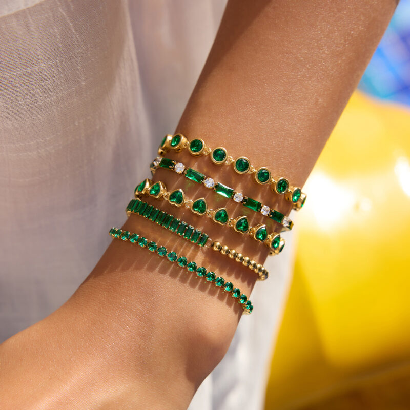 Classic Gold Green Square White Round Zirconia Bracelet - Image 3