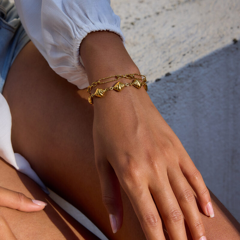 Romantic Gold Bread Chain Bracelet - Image 3