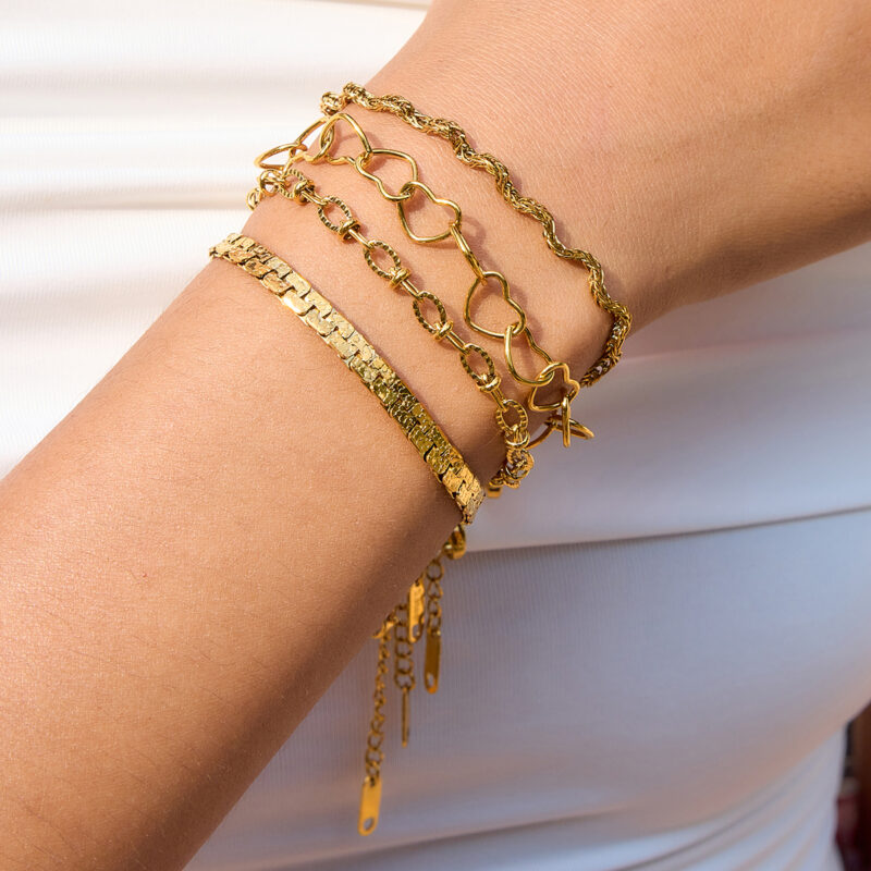 Classic Gold Tone Vintage Matte Flat Chain Bracelet - Image 3