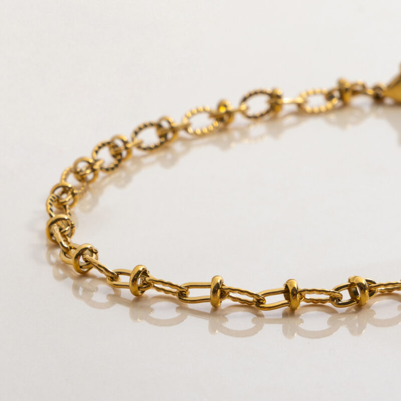 Classic Gold Hammered Handmade Chain Bracelet - Image 4