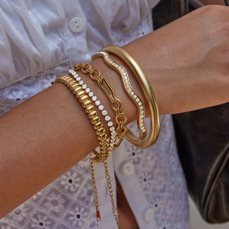 Classic Gold Handmade 3 to 1 Link Chain Bracelet - Image 3