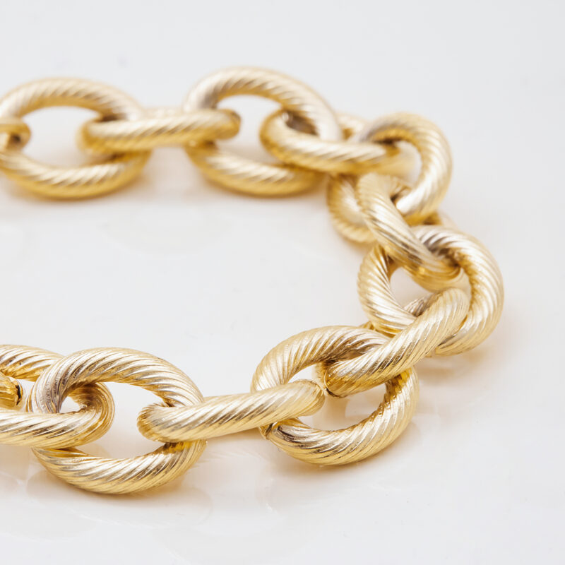 Vintage Gold Ribbed Thick Cross Chain Bracelet - Image 4