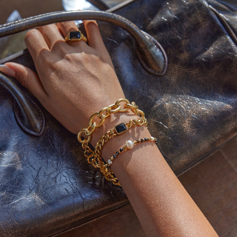 Vintage Gold Ribbed Thick Cross Chain Bracelet - Image 2