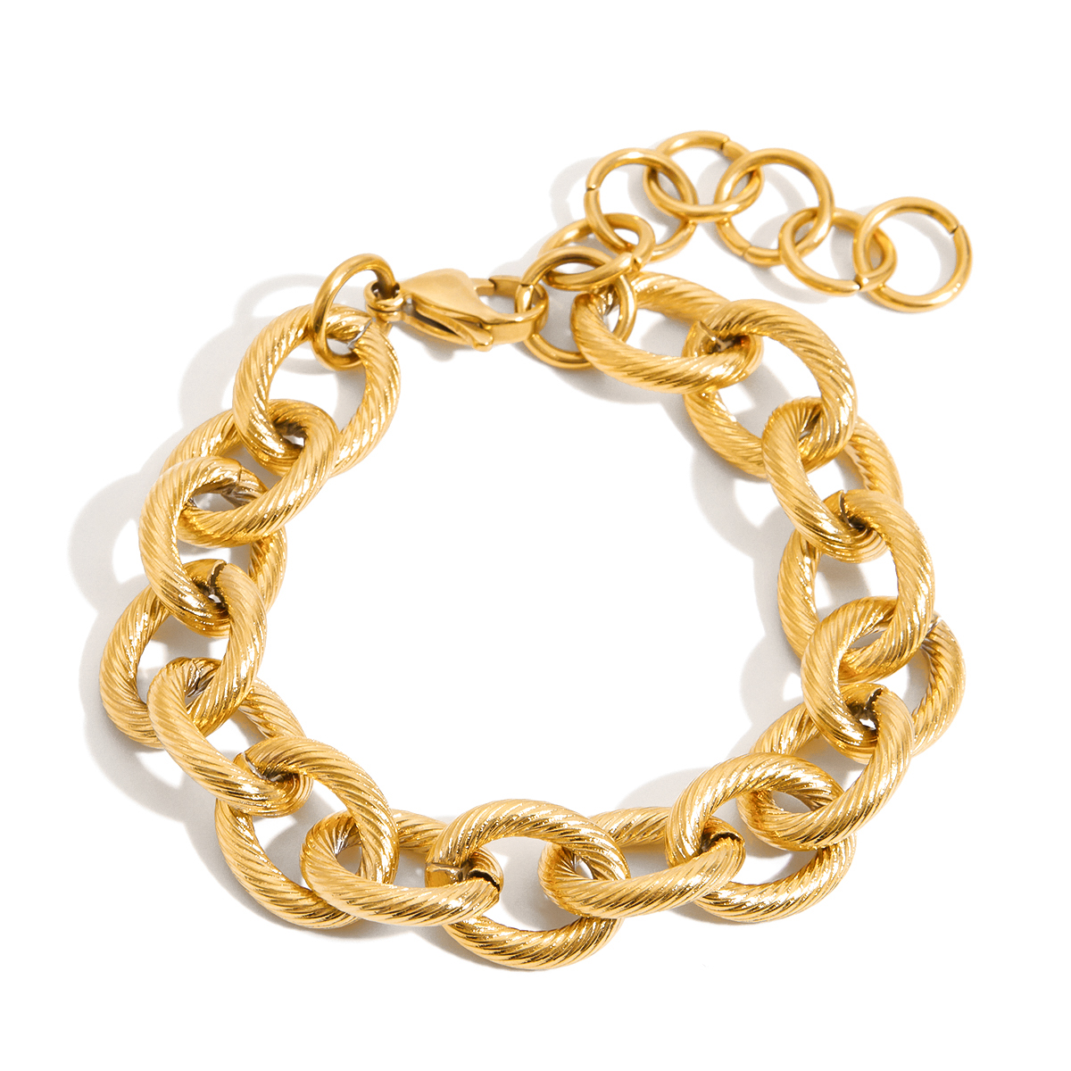 Vintage Gold Ribbed Thick Cross Chain Bracelet