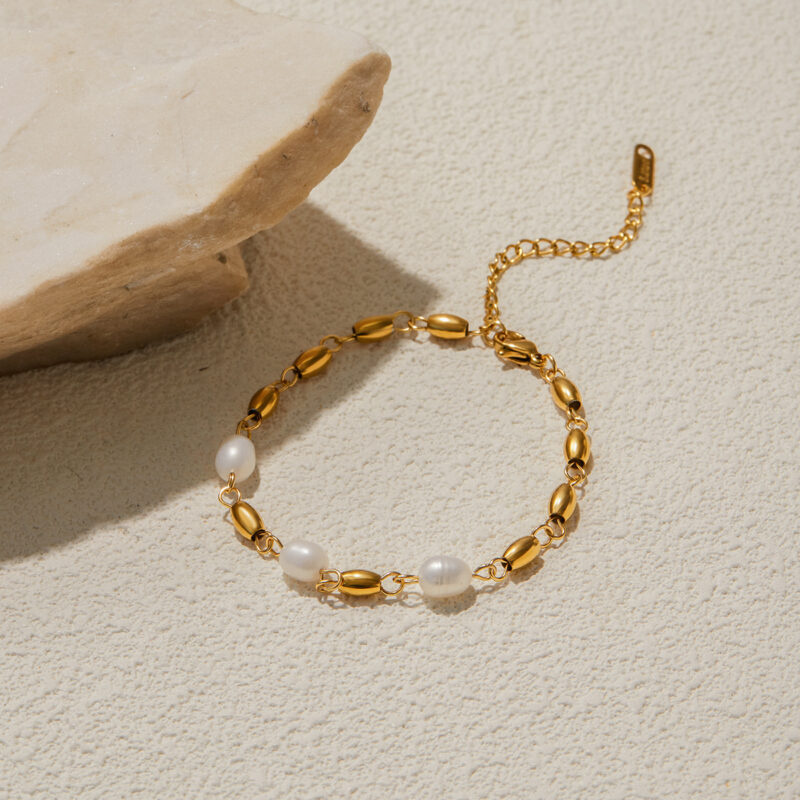 Freshwater Pearl Bracelet Gold Stainless Steel - Image 2