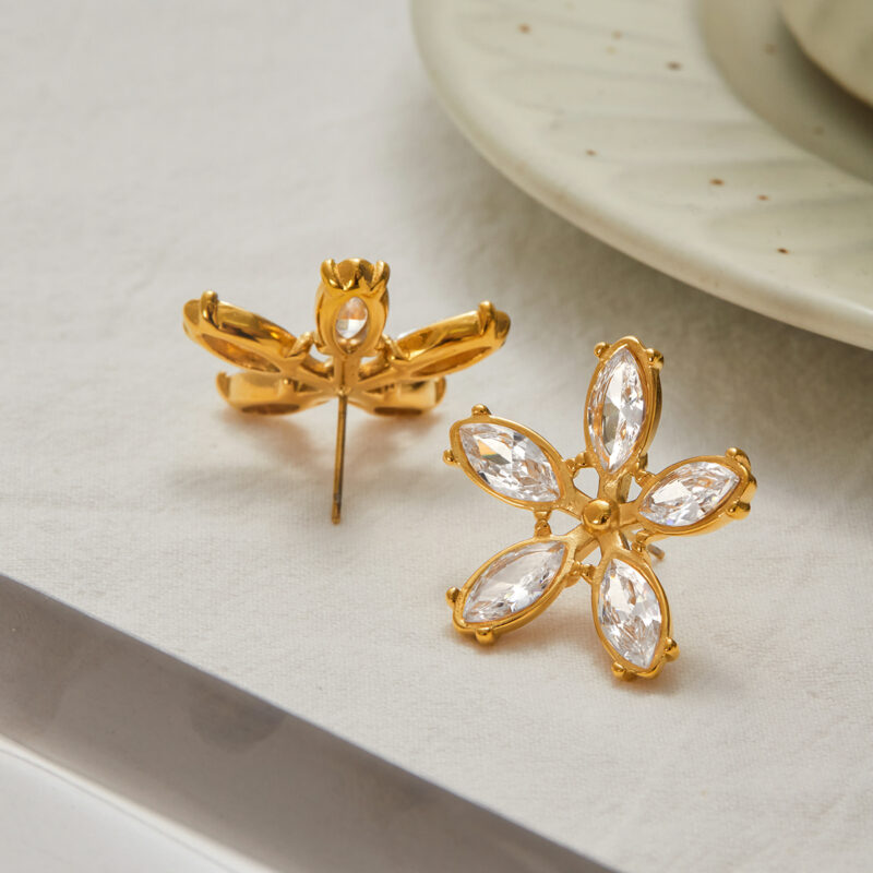 Romantic Gold White Zirconia Flower Earrings - Image 4