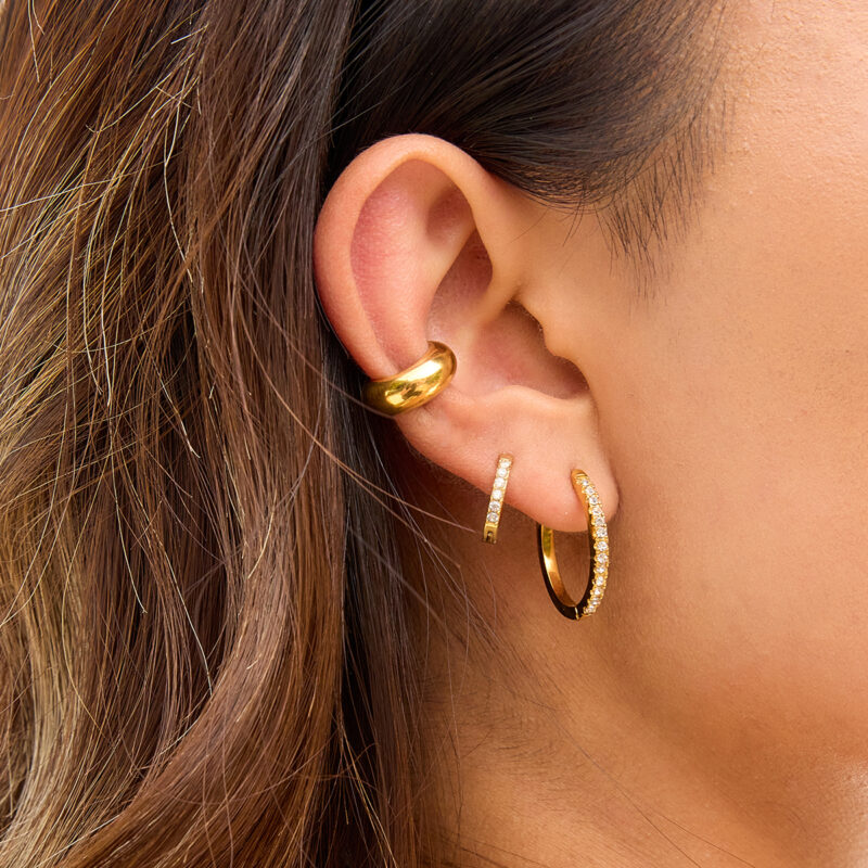 18K Gold CZ Crystal O-Shaped Hoop Earrings - Image 2