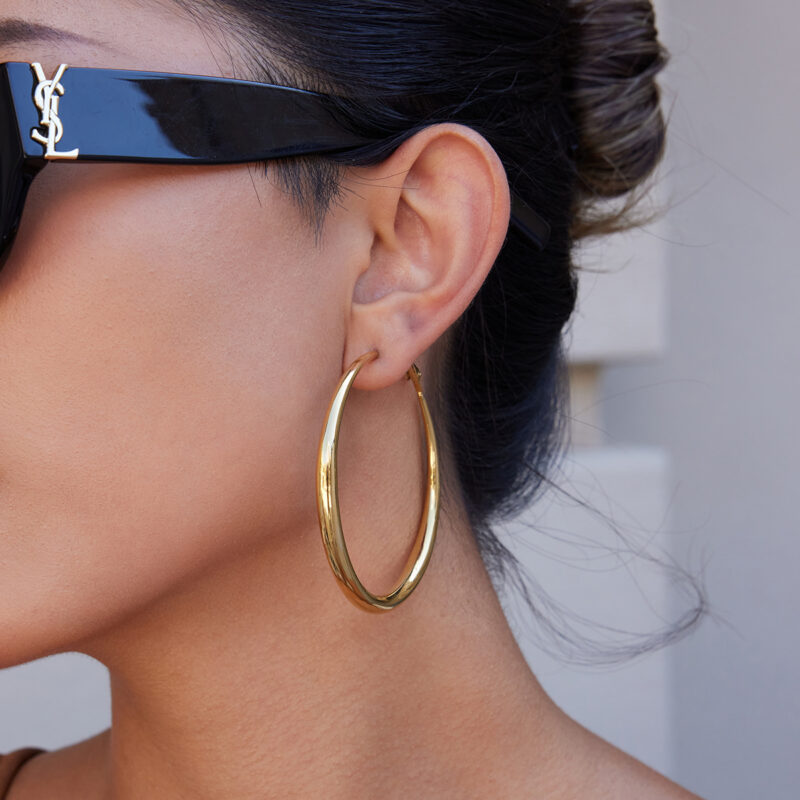 14K Gold Hollow Polished Hoop Earrings - Image 3