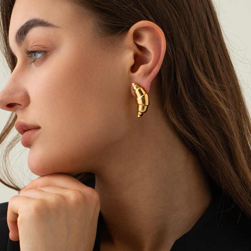 Oversized Croissant Hoop Earrings 18K Gold - Image 2