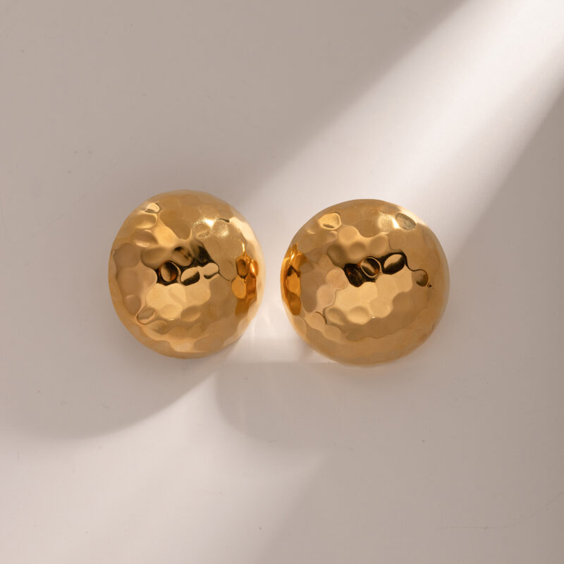 Hammered Dome Clip-On Earrings 18K Gold - Image 5