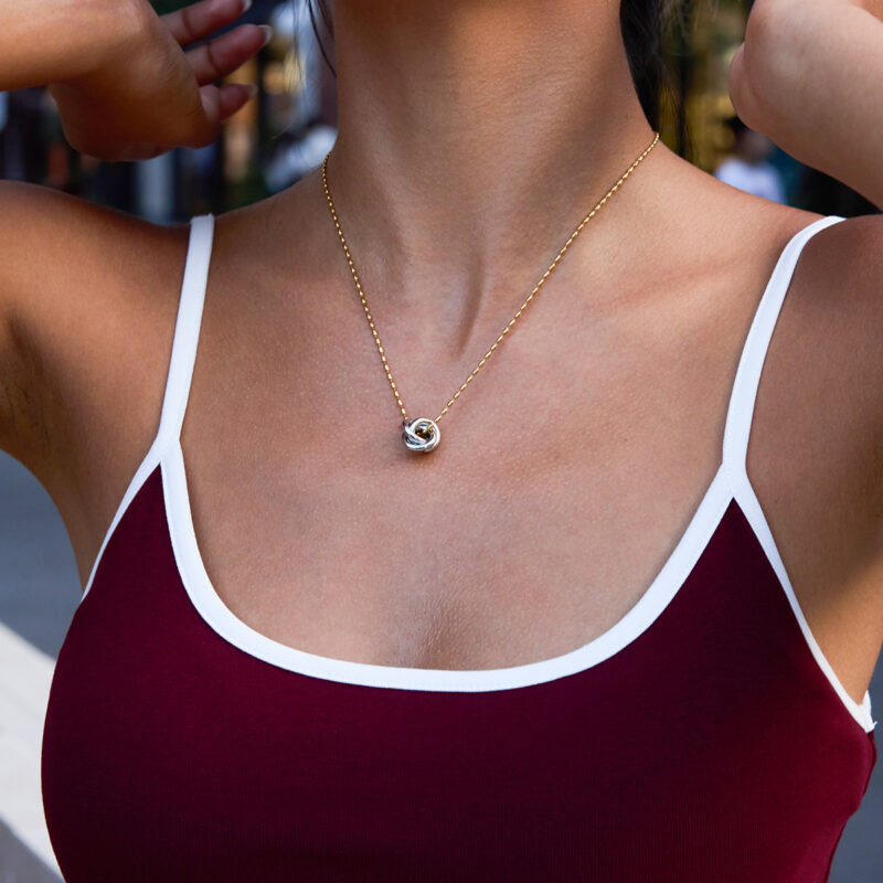 Two Tone Twisted Link Chain Pendant Necklace - Image 2