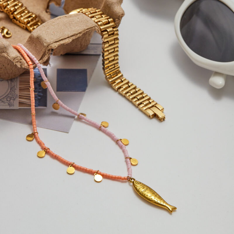 Fish Pendant Beaded Necklace Colorful Style - Image 4