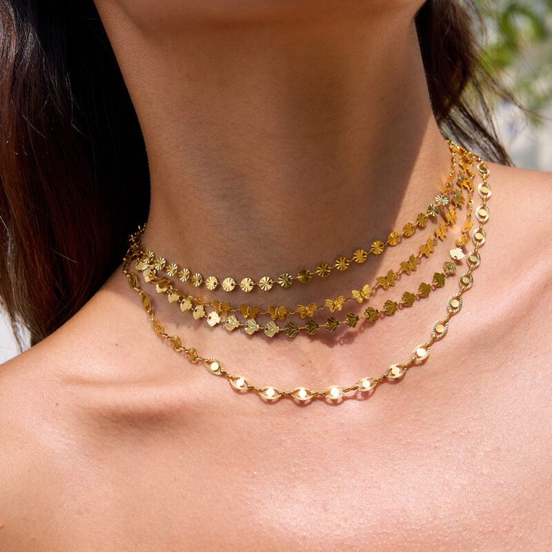 Small Shell Handmade Chain Necklace - Image 4