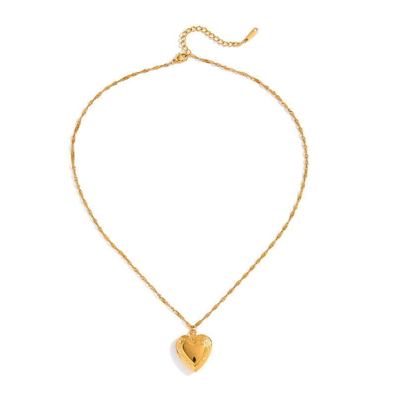 18K Gold Locket Necklace with Heart Pattern