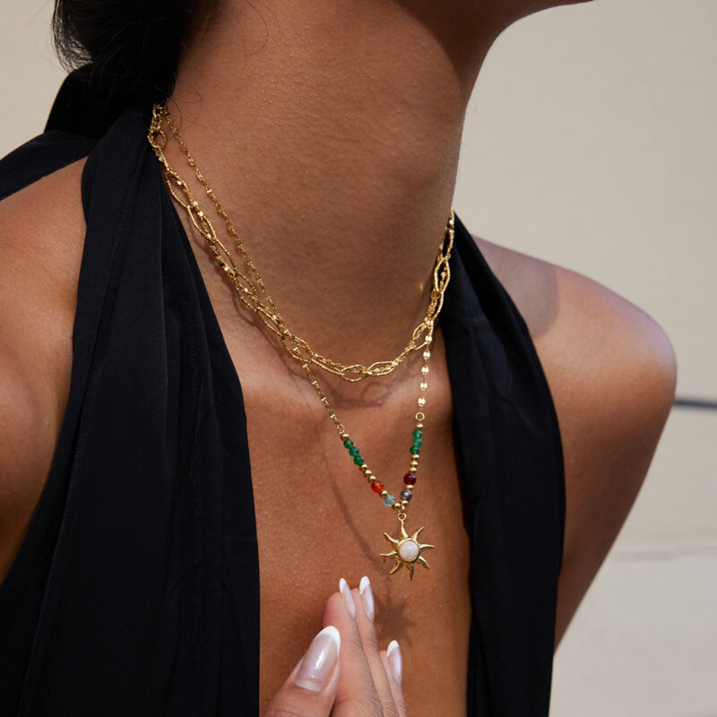 Hammered Geometric Cutout Necklace Gold Plated - Image 3
