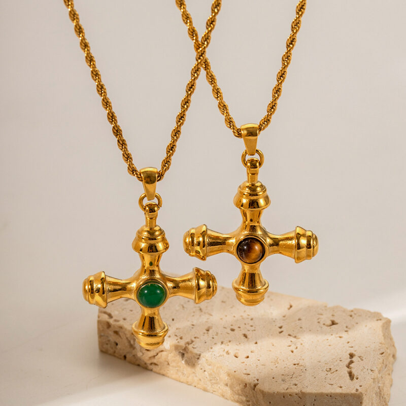 18K Gold Stainless Steel Necklace with Agate Cross Penda - Image 5