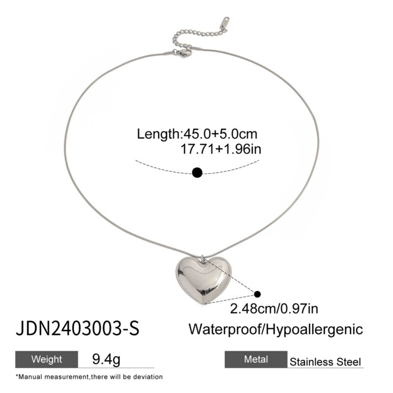 Steel Heart Shiny Pendant Necklace - Image 4