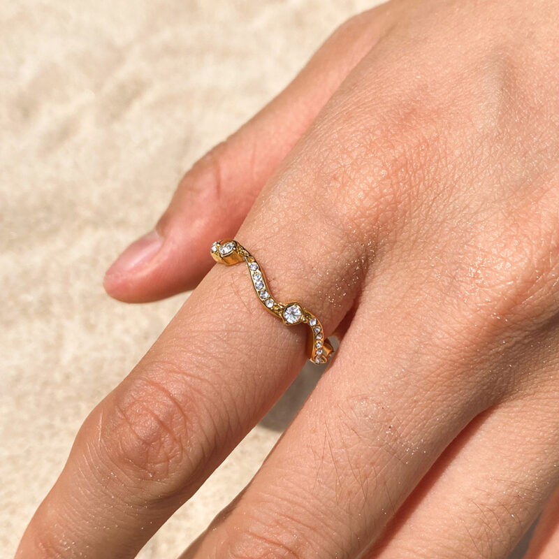 White Diamond Wave Ring - Image 3