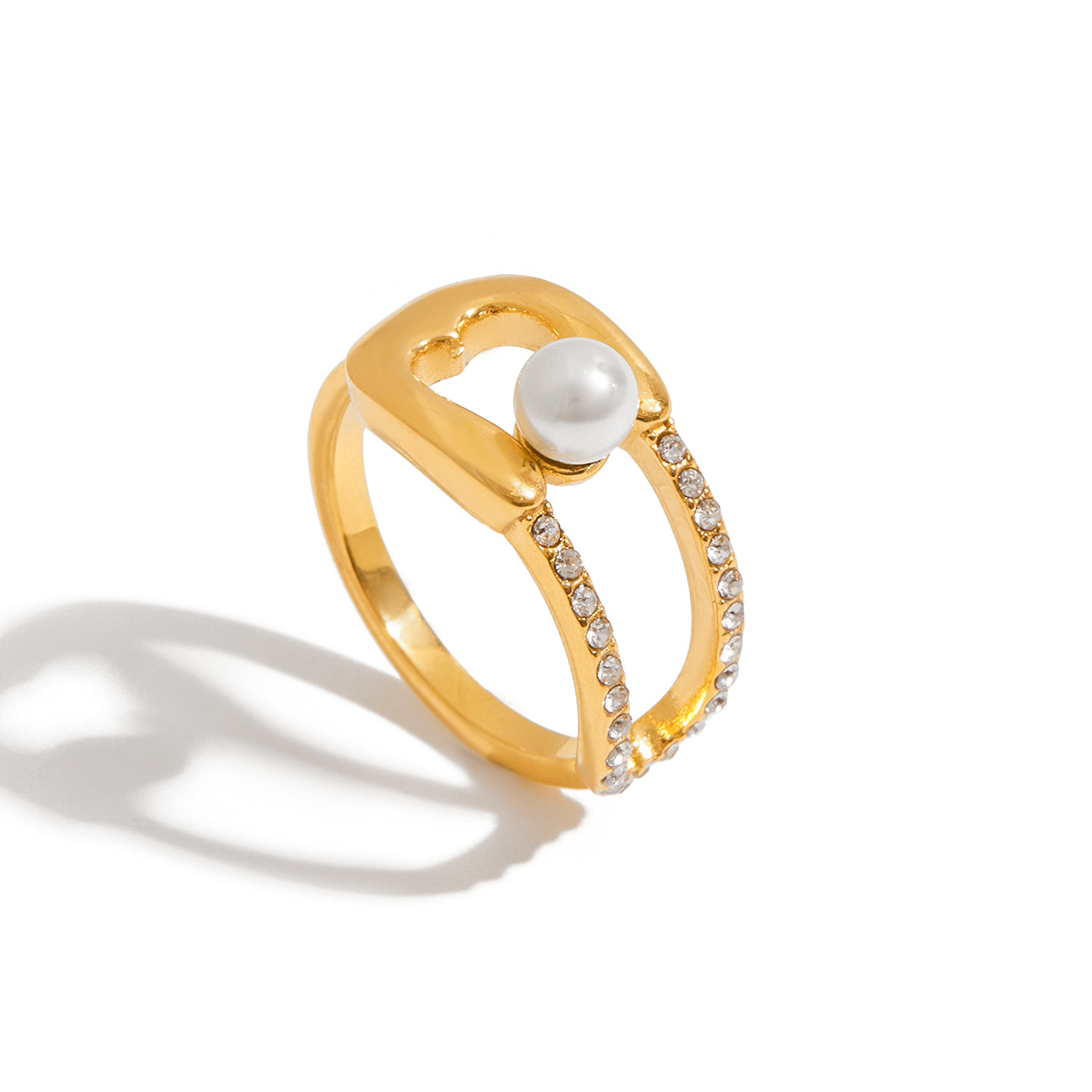 White Diamond Glass Pearl Heart Ring