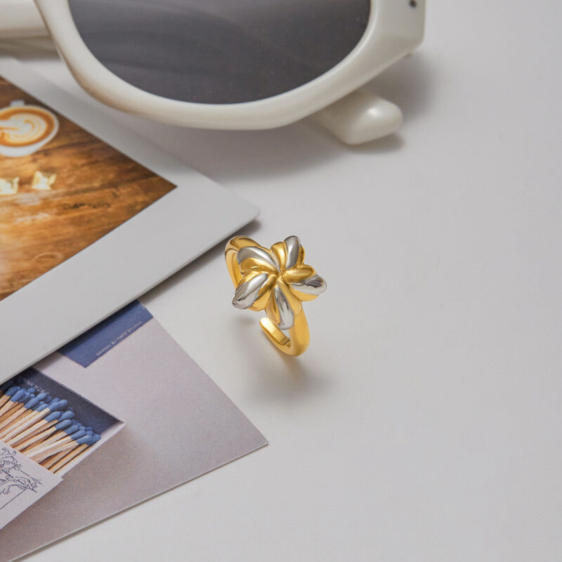 Gold Silver Star Open Ring - Image 3