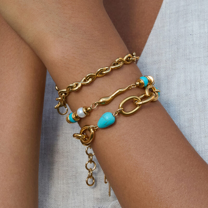 Wide Oval Link Bracelet with Blue Turquoise - Image 3