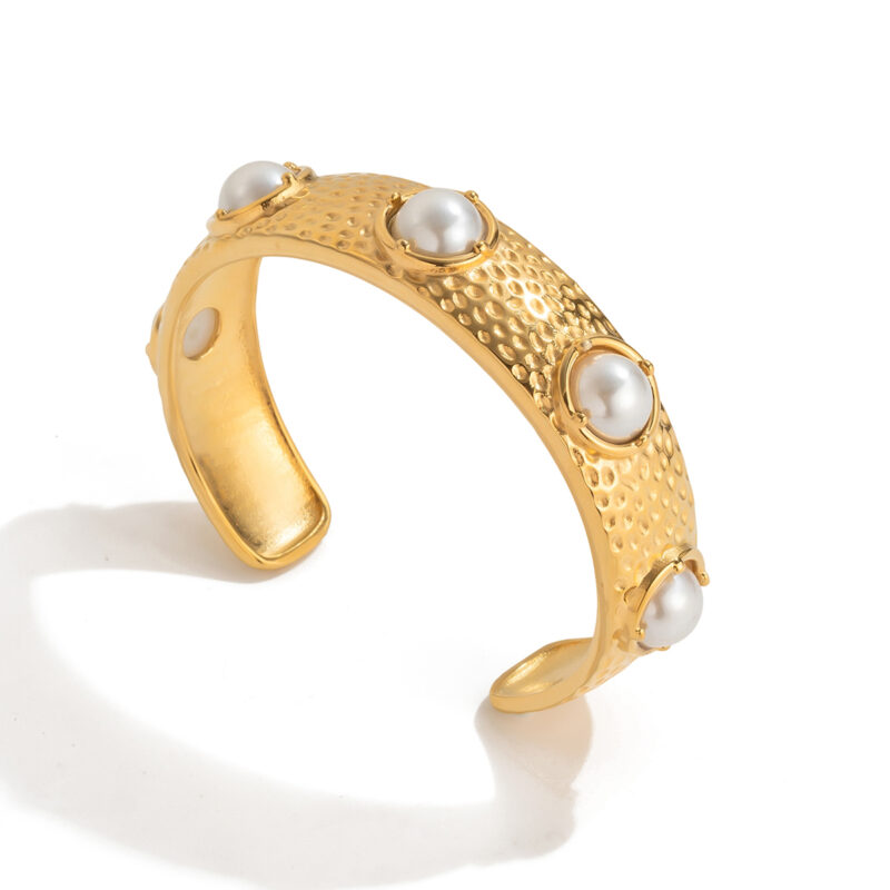 Hammered Open Bangle with White Resin Pearl