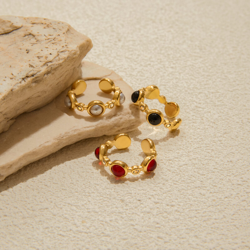 Vintage Glass Open Ring with White Rhinestone - Image 4